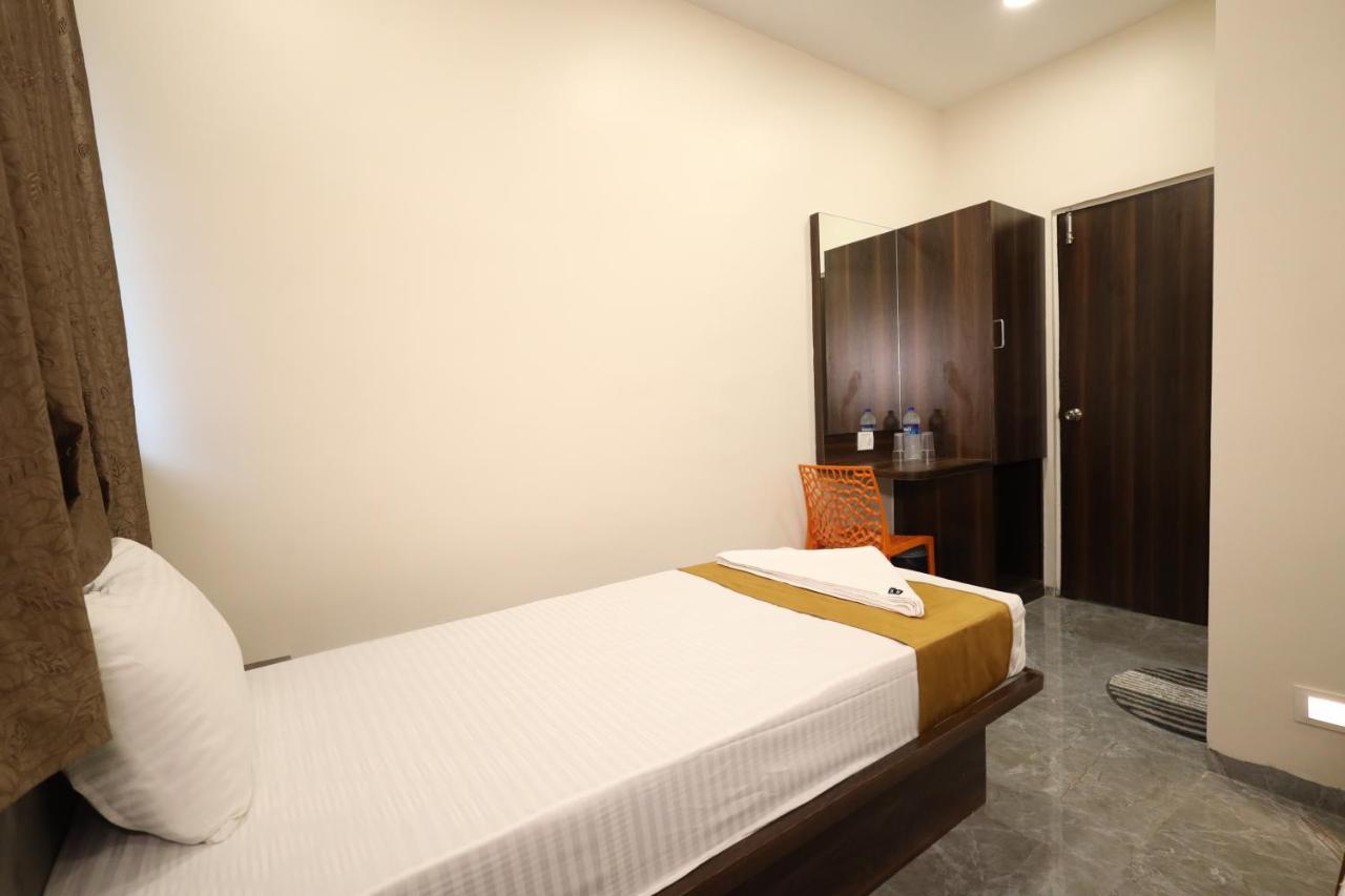 R K Residency Mahape Hotel Navi Mumbai Exterior photo